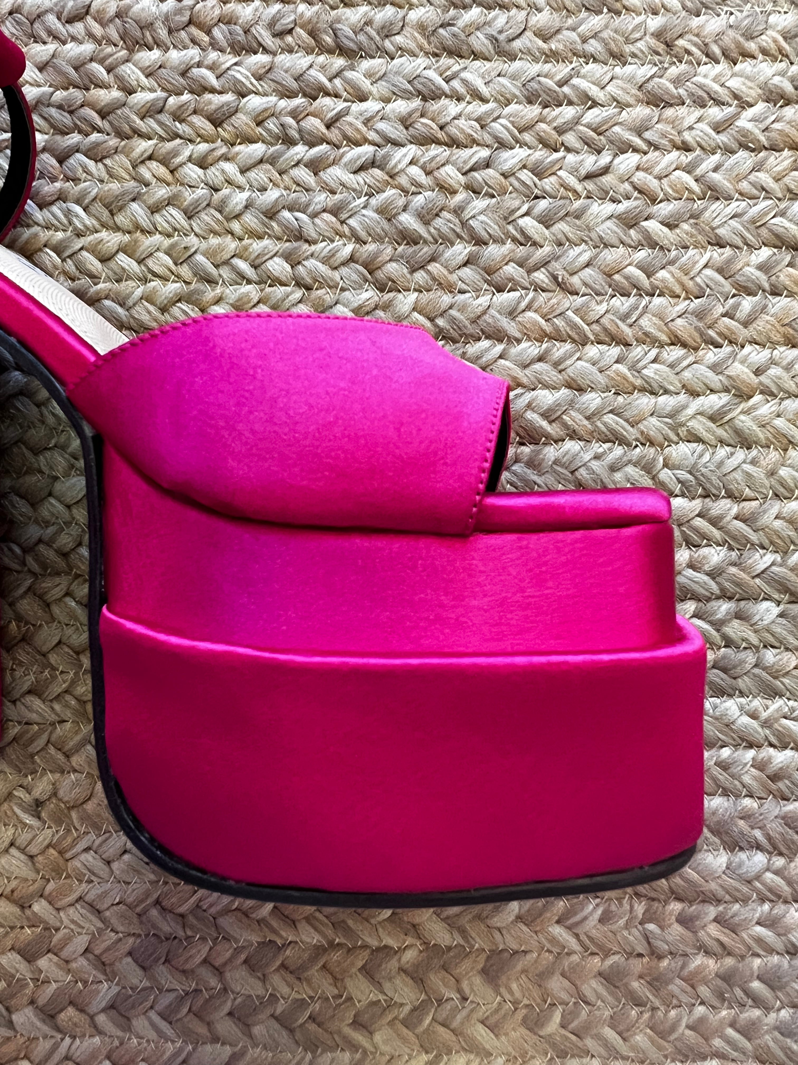 Fuxia - Hot Pink Shoe